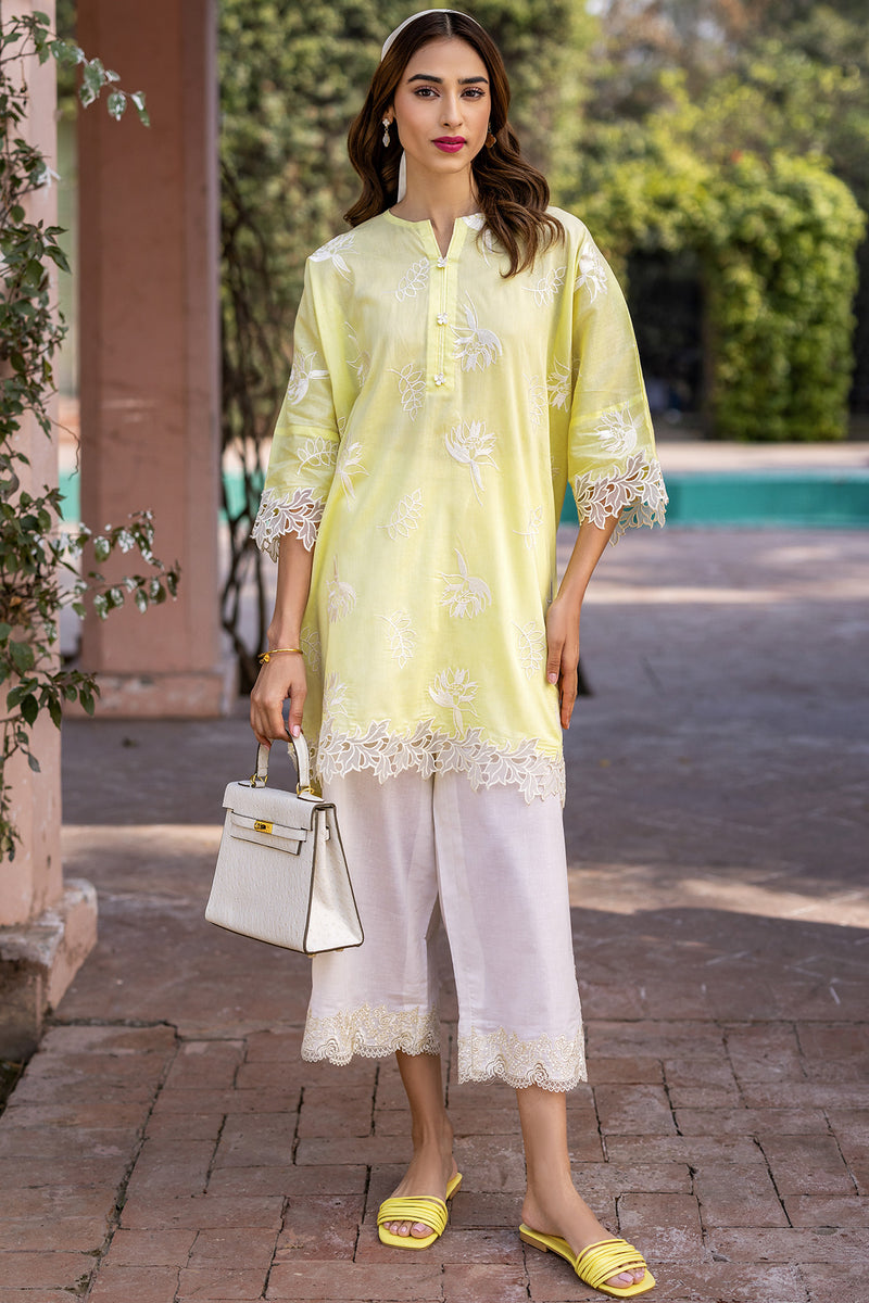 M25SP24(Embroidered Kaftan Shirt)